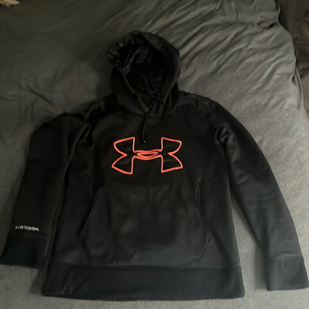Under Armour women’s sweatshirt hood extra small black sweater hoodie camouflage